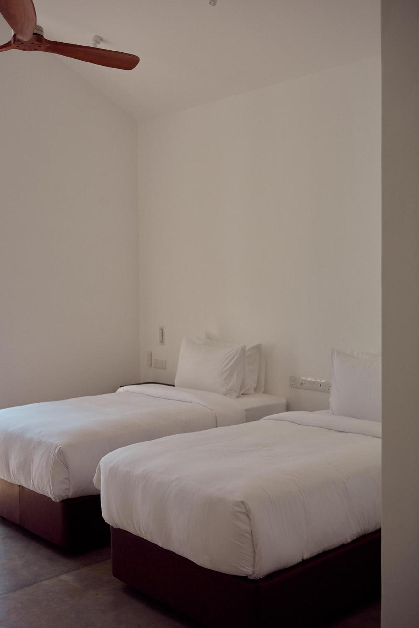 Harding Boutique Hotel Аханґама Екстер'єр фото